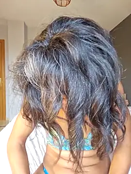 Snapshot of Goldenlace chatting on February 10, 2026, 10:52 am Goldenlace online show from February 10, 2026, 10:52 am