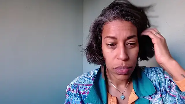 Snapshot of Goldenlace chatting on February 26, 2026, 4:28 pm Goldenlace online show from February 26, 2026, 4:28 pm