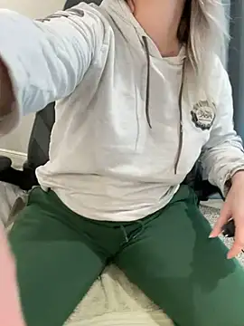 Snapshot of Vivian_MayXxX chatting on December 3, 2024, 11:13 pm Vivian MayXxX online show from December 3, 2024, 11:13 pm