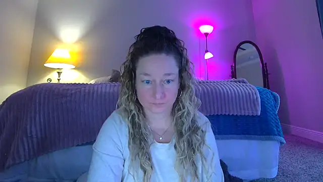 Snapshot of Vivian_MayXxX chatting on February 2, 2025, 7:46 pm Vivian MayXxX online show from February 2, 2025, 7:46 pm