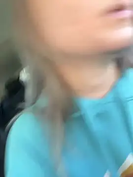 Snapshot of Vivian_MayXxX chatting on February 20, 2025, 9:53 pm Vivian MayXxX online show from February 20, 2025, 9:53 pm