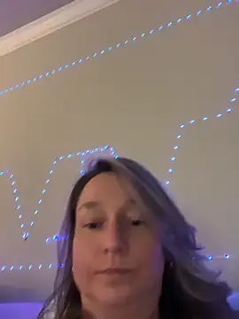 Snapshot of Vivian_MayXxX chatting on May 22, 2026, 10:48 pm Vivian MayXxX online show from May 22, 2026, 10:48 pm