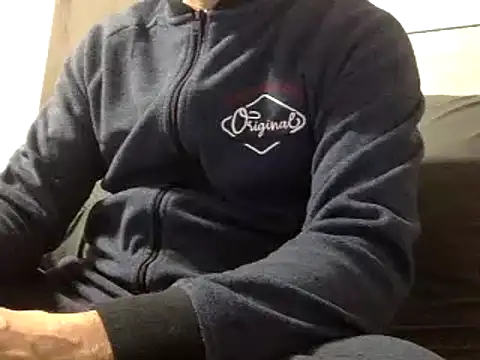 Snapshot of curioushetero chatting on December 2, 2024, 4:31 pm curioushetero online show from December 2, 2024, 4:31 pm