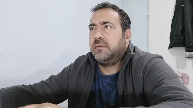 Snapshot of ZYXEL353 chatting on February 13, 2026, 11:17 am ZYXEL353 online show from February 13, 2026, 11:17 am