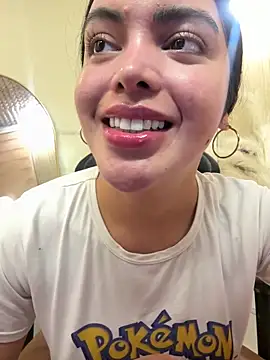 HotstuffCherrySummer online show from December 20, 2025, 8:10 am