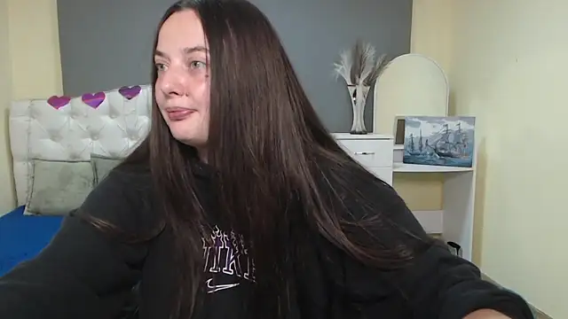 MilanaPrice online show from September 29, 2025, 5:29 pm