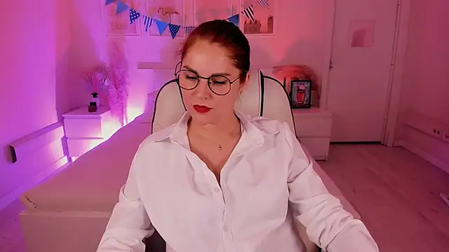 Snapshot of Ellis_Foxy chatting on October 14, 2025, 3:57 pm Ellis Foxy online show from October 14, 2025, 3:57 pm