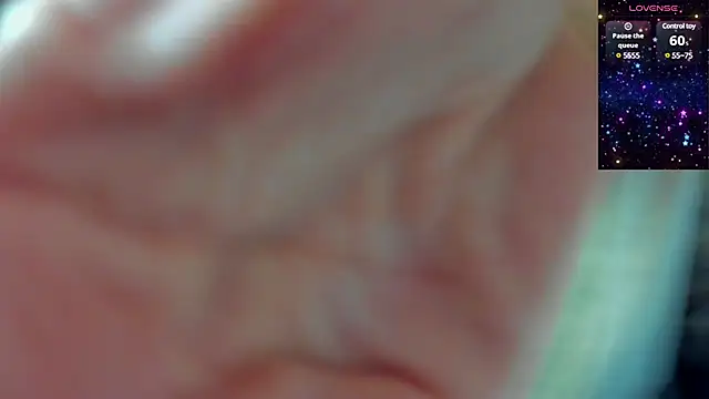 92yourbitch922 online show from March 7, 2025, 10:10 pm