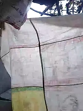 Snapshot of K-27 chatting on November 7, 2025, 7:08 am K-27 online show from November 7, 2025, 7:08 am