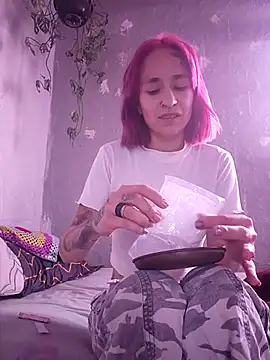 fablob23 online show from March 7, 2025, 5:06 pm