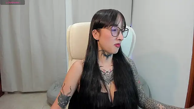 xisisxx online show from January 18, 2025, 11:44 pm