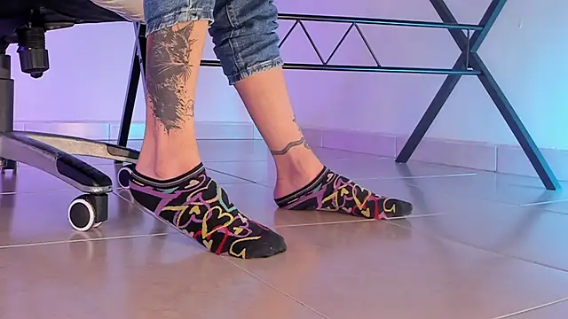 ArchieCollins online show from November 29, 2025, 9:29 pm