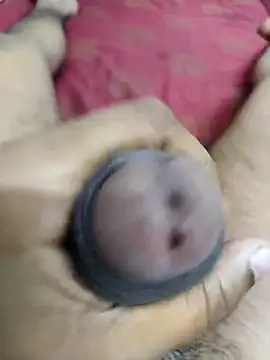 Snapshot of Aaryans69 chatting on November 3, 2025, 11:59 pm Aaryans69 online show from November 3, 2025, 11:59 pm