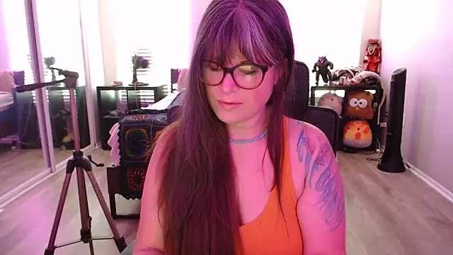 Snapshot of TheLenaAdams chatting on September 9, 2025, 3:55 pm TheLenaAdams online show from September 9, 2025, 3:55 pm