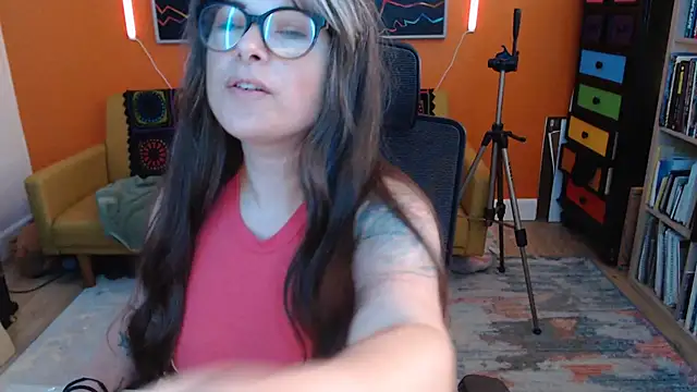 Snapshot of TheLenaAdams chatting on November 3, 2025, 5:14 pm TheLenaAdams online show from November 3, 2025, 5:14 pm