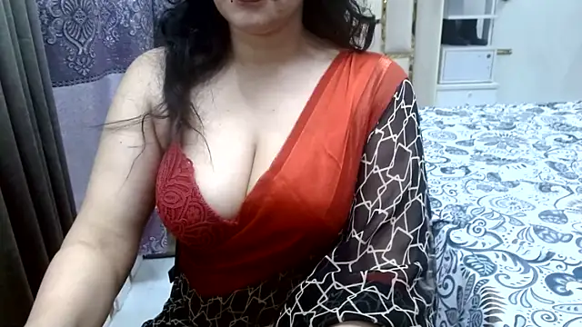 Snapshot of Lovelywife786 chatting on June 6, 2026, 5:34 am Lovelywife786 online show from June 6, 2026, 5:34 am