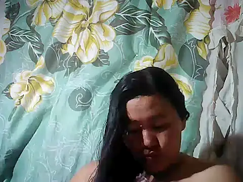 Snapshot of Sexyhorney4u chatting on October 17, 2025, 2:26 am Sexyhorney4u online show from October 17, 2025, 2:26 am