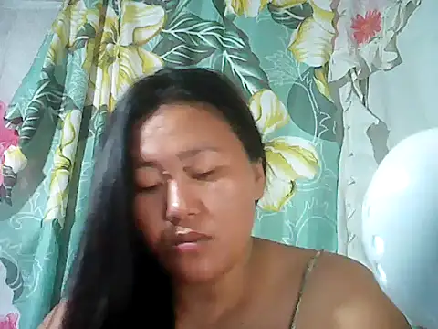 Snapshot of Sexyhorney4u chatting on October 31, 2025, 4:08 pm Sexyhorney4u online show from October 31, 2025, 4:08 pm