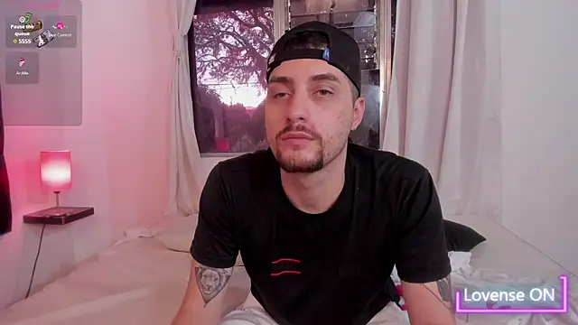 Pleasure Vibes23 online show from February 26, 2025, 9:05 pm