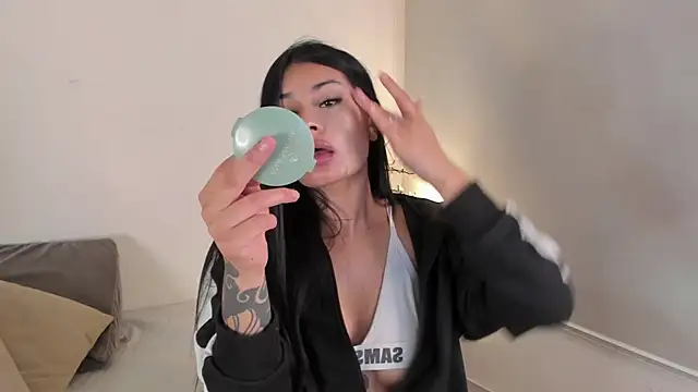 Snapshot of Cilie_lee chatting on January 24, 2025, 1:25 pm Cilie lee online show from January 24, 2025, 1:25 pm