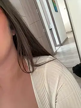 Snapshot of anli5 chatting on December 16, 2024, 7:10 pm anli5 online show from December 16, 2024, 7:10 pm