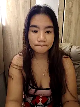 Snapshot of Kissy07 chatting on October 28, 2025, 10:01 pm Kissy07 online show from October 28, 2025, 10:01 pm