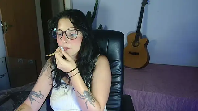 myamillor online show from February 19, 2025, 10:20 pm