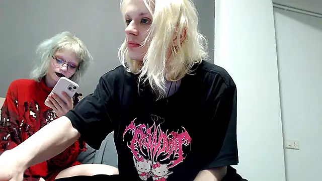 Snapshot of Alien_Bella chatting on January 31, 2025, 3:11 pm Alien Bella online show from January 31, 2025, 3:11 pm