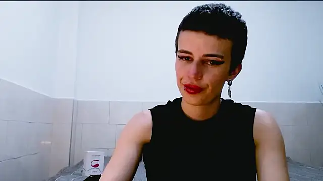 Snapshot of Cocain_Atenea chatting on February 1, 2026, 5:00 pm Cocain Atenea online show from February 1, 2026, 5:00 pm