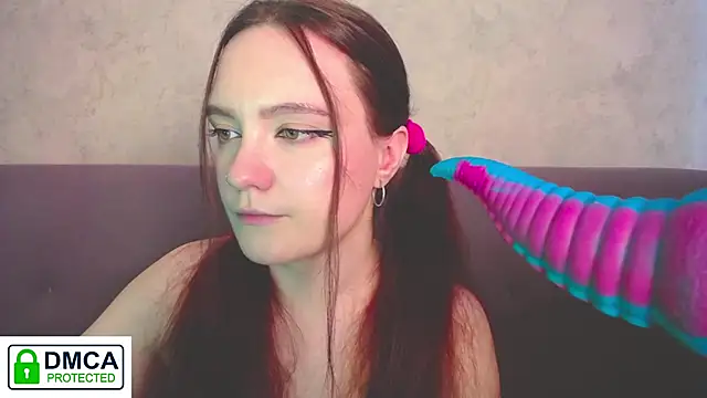 Alyssa   Scarlet online show from December 18, 2025, 7:25 am