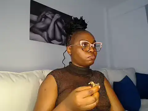 Snapshot of Pretty_Liya08 chatting on February 28, 2025, 1:14 pm Pretty Liya08 online show from February 28, 2025, 1:14 pm