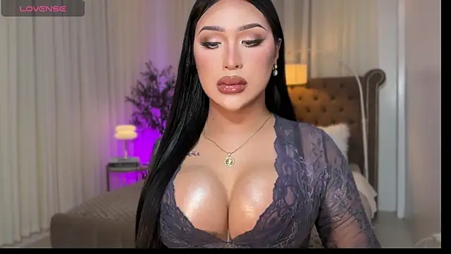 Your Majesty Tyra online show from November 23, 2025, 5:29 am