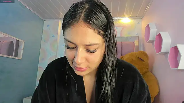 Snapshot of dayra_angels chatting on December 21, 2024, 6:12 pm dayra angels online show from December 21, 2024, 6:12 pm