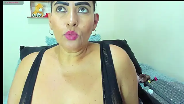 Snapshot of anie_milf1 chatting on July 8, 2026, 9:52 pm anie milf1 online show from July 8, 2026, 9:52 pm