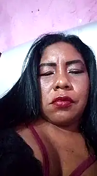 rosmery-navarro online show from December 7, 2024, 5:04 am