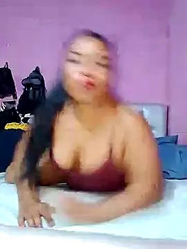 rosmery-navarro online show from January 19, 2025, 2:47 am