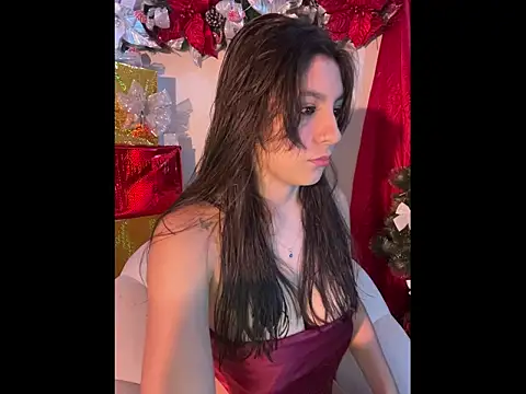 Snapshot of loolla_23 chatting on December 18, 2025, 10:05 pm loolla 23 online show from December 18, 2025, 10:05 pm