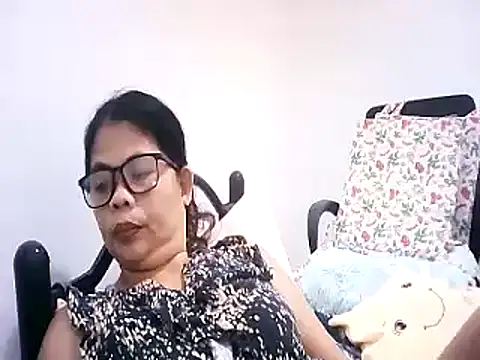 pinay milfxx online show from November 9, 2025, 12:53 am