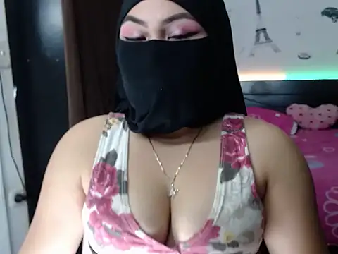 Hana    online show from December 15, 2024, 5:56 am