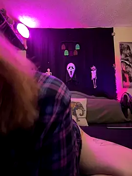 Snapshot of Mallorykoxx69 chatting on November 2, 2025, 8:17 am Mallorykoxx69 online show from November 2, 2025, 8:17 am