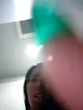 SheenaBrooke online show from April 15, 2026, 4:52 am