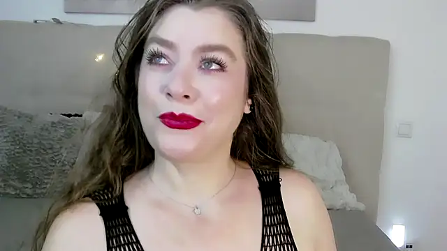 Snapshot of PetersEmily chatting on December 11, 2024, 7:25 pm PetersEmily online show from December 11, 2024, 7:25 pm