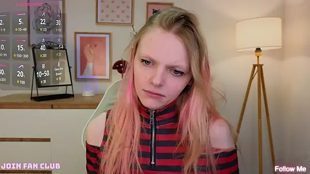 Snapshot of evangel1ne chatting on February 16, 2025, 8:43 am evangel1ne online show from February 16, 2025, 8:43 am