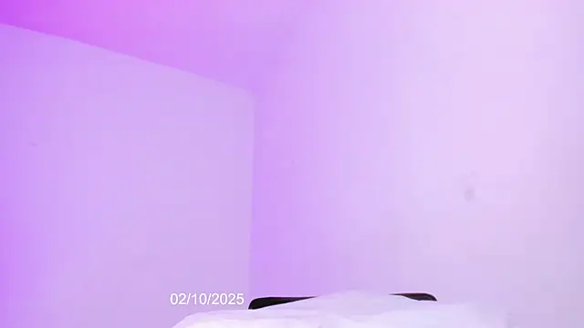 Coral Princex online show from October 3, 2025, 5:04 am