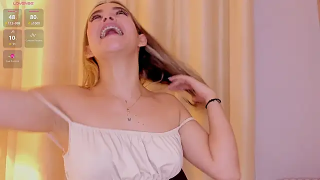 Snapshot of Assh_lee_ chatting on February 21, 2026, 1:01 pm Assh lee online show from February 21, 2026, 1:01 pm