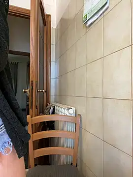 L000lita online show from March 27, 2026, 2:06 pm