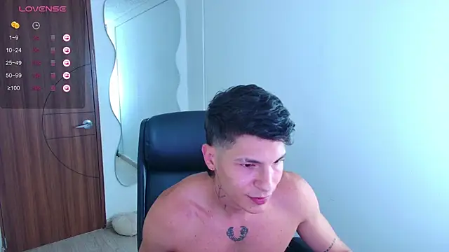 Snapshot of harrisoncuper chatting on February 24, 2026, 10:19 pm harrisoncuper online show from February 24, 2026, 10:19 pm