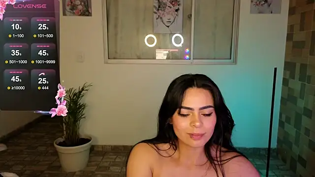 Snapshot of sexyladyy_ chatting on February 13, 2025, 2:09 pm sexyladyy online show from February 13, 2025, 2:09 pm