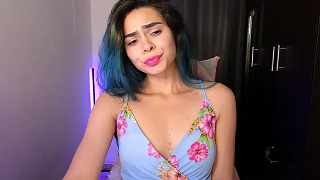 Snapshot of sexyladyy_ chatting on October 3, 2025, 11:35 pm sexyladyy online show from October 3, 2025, 11:35 pm