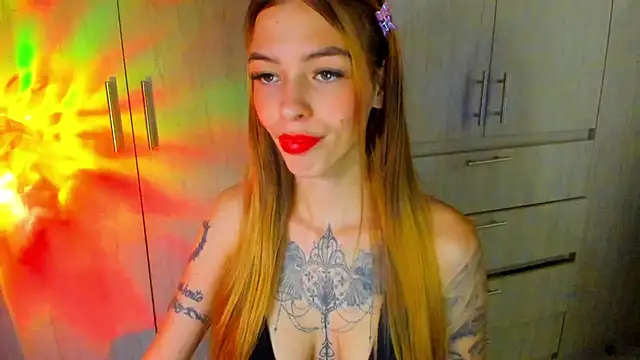 Snapshot of barbiee_05 chatting on September 27, 2025, 5:56 am barbiee 05 online show from September 27, 2025, 5:56 am